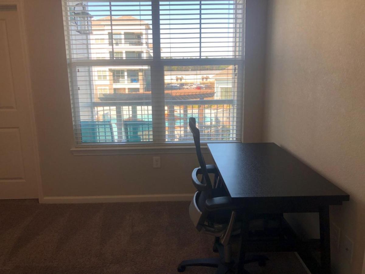Spacious Furnished Resort Style Apartments Tomball Ruang foto