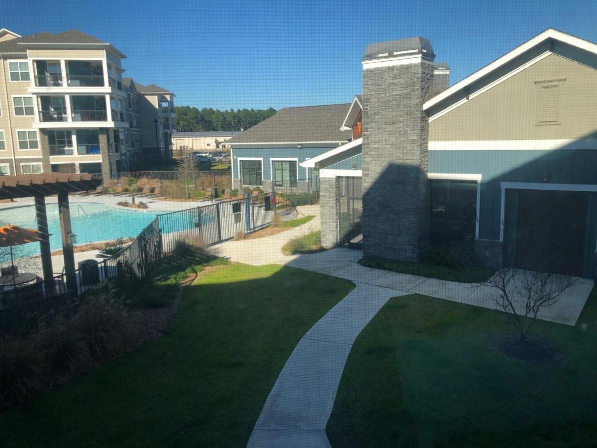 Spacious Furnished Resort Style Apartments Tomball Ruang foto
